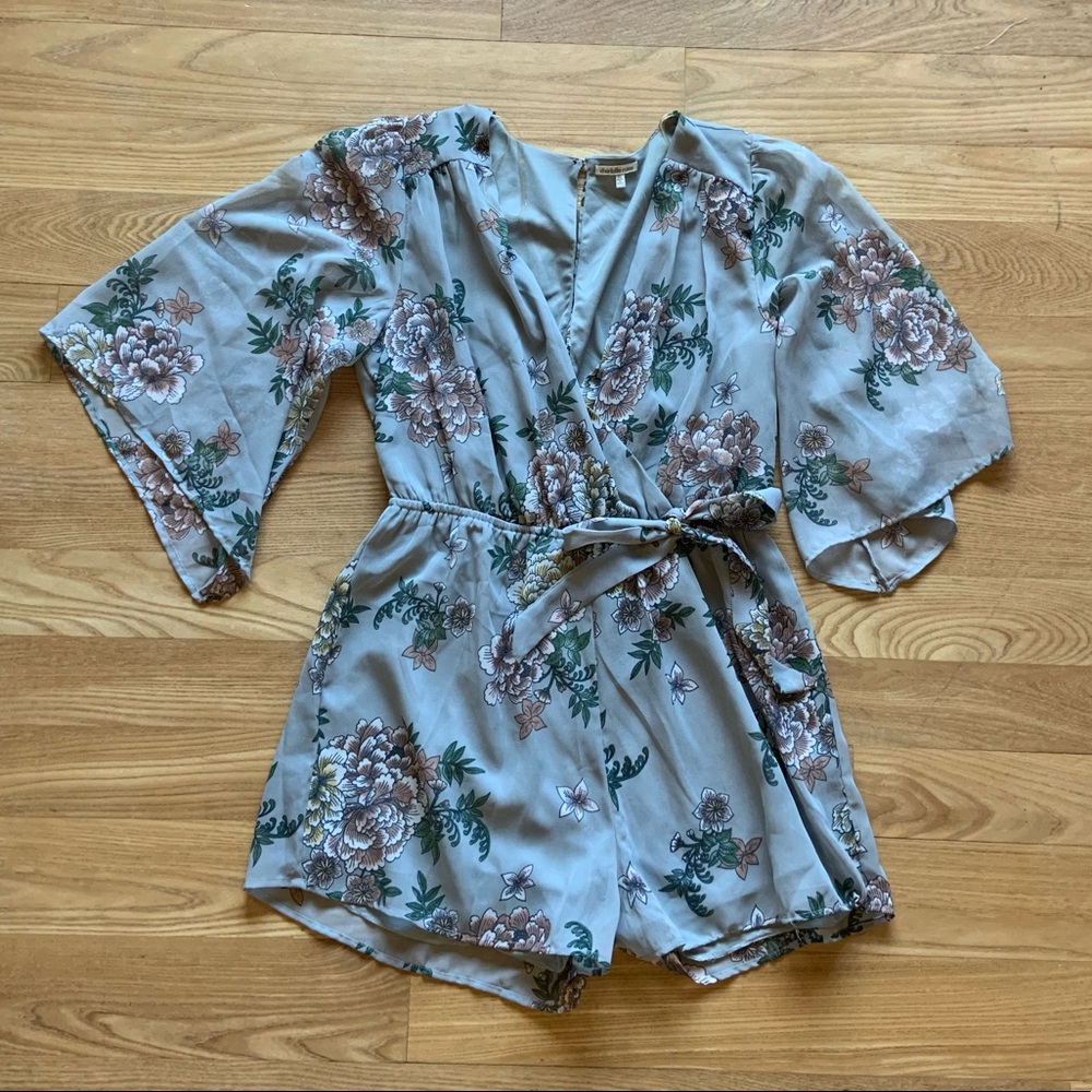 Charlotte Russe gray, floral, romper. Size XL
